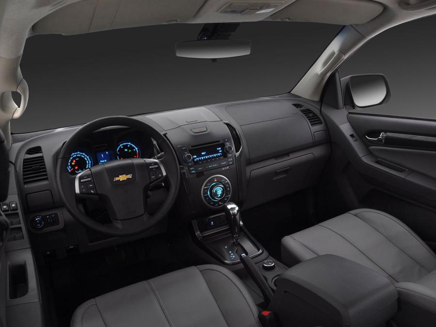  Chevrolet S-10 Double Cab 2012 года  (BR) (фото 2 из 12)